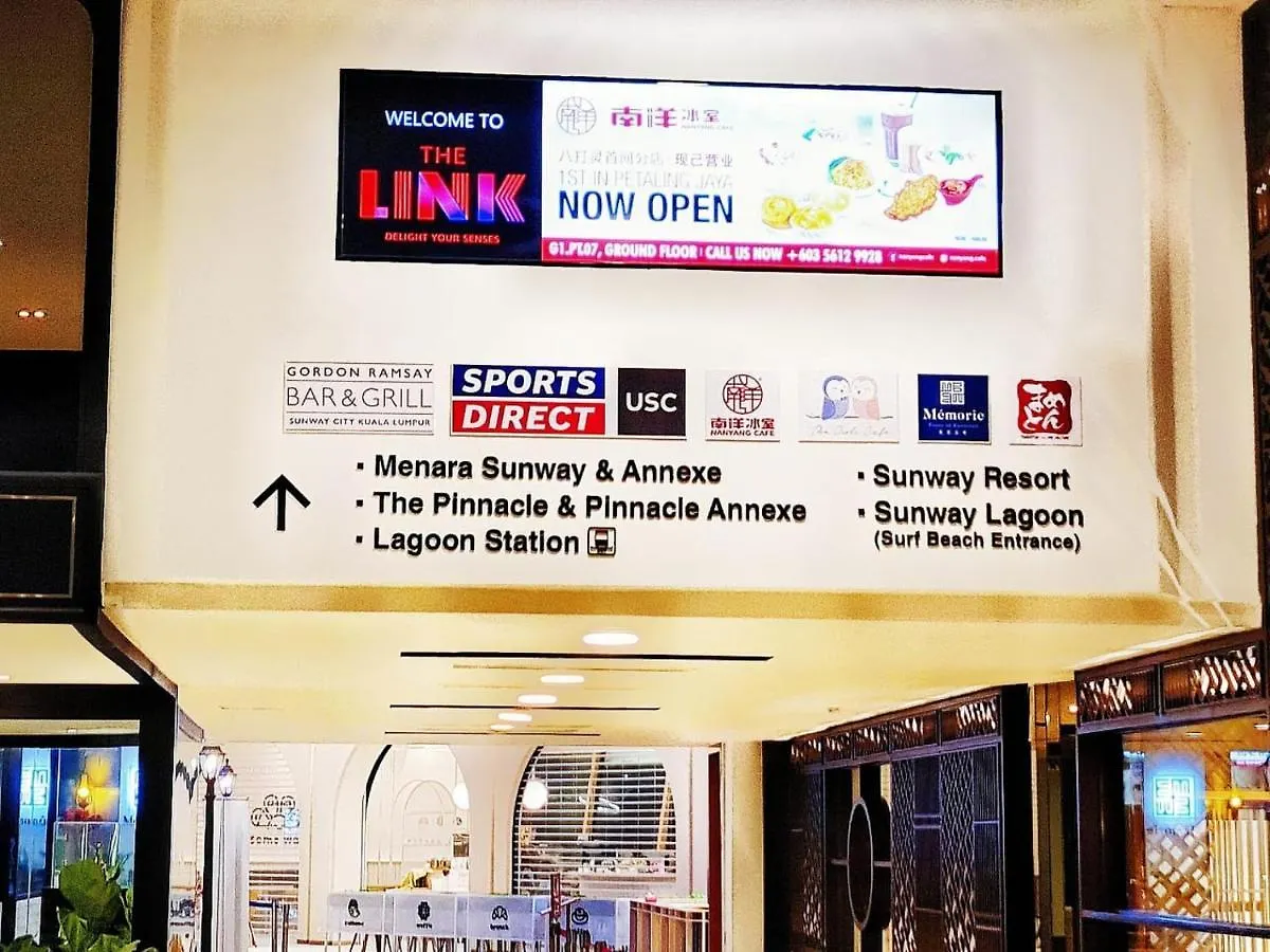 Apartment Exclusive Family Suites 5-6 Pax @ Sunway Pyramid Petaling Jaya